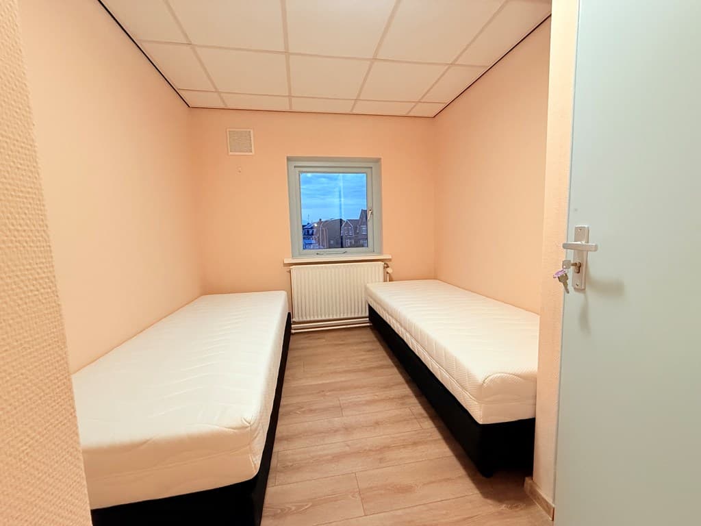 Bedrijfspand foto 37