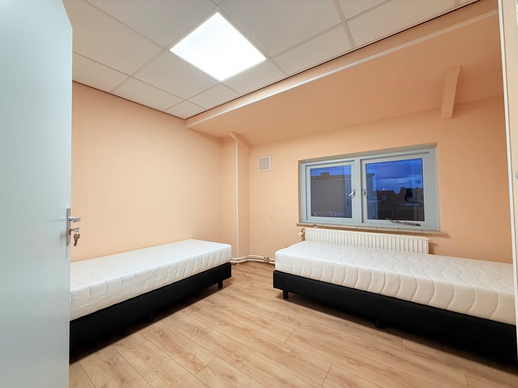 Bedrijfspand foto 36