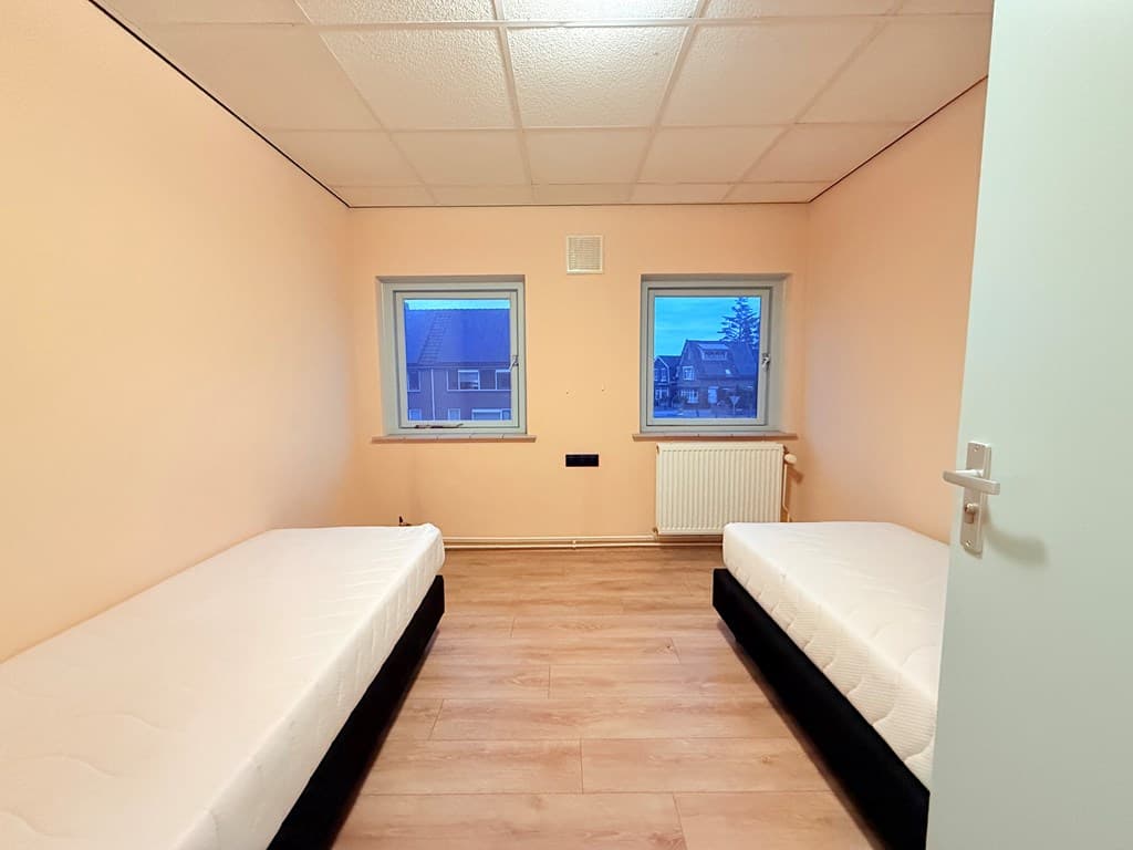 Bedrijfspand foto 35