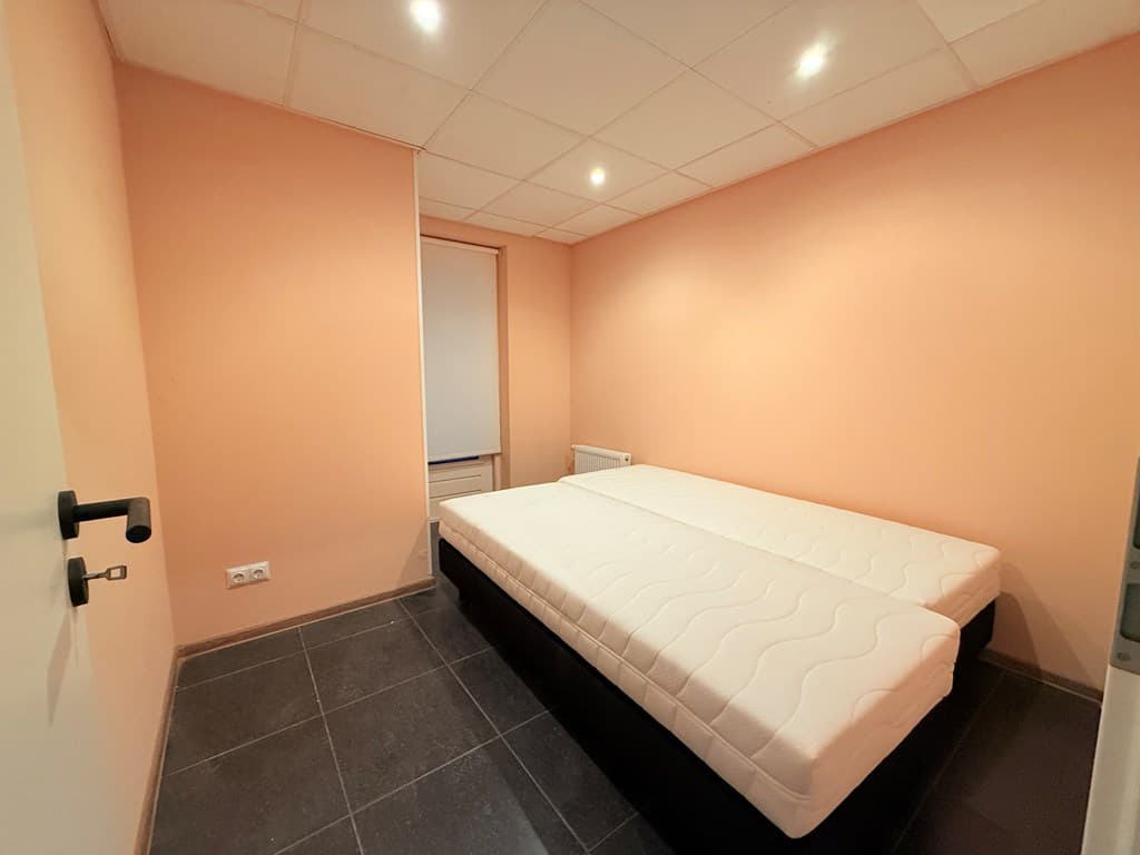 Bedrijfspand foto 20