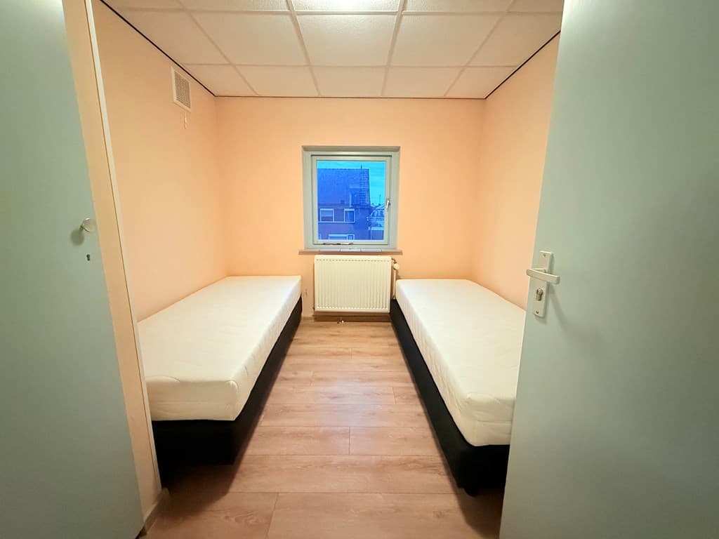 Bedrijfspand foto 33